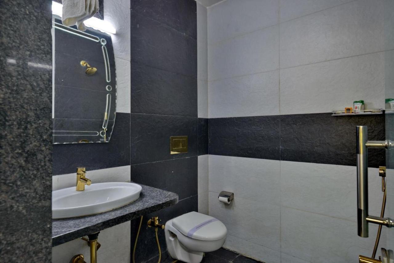 Hotel Tilak Bhopal Exterior foto